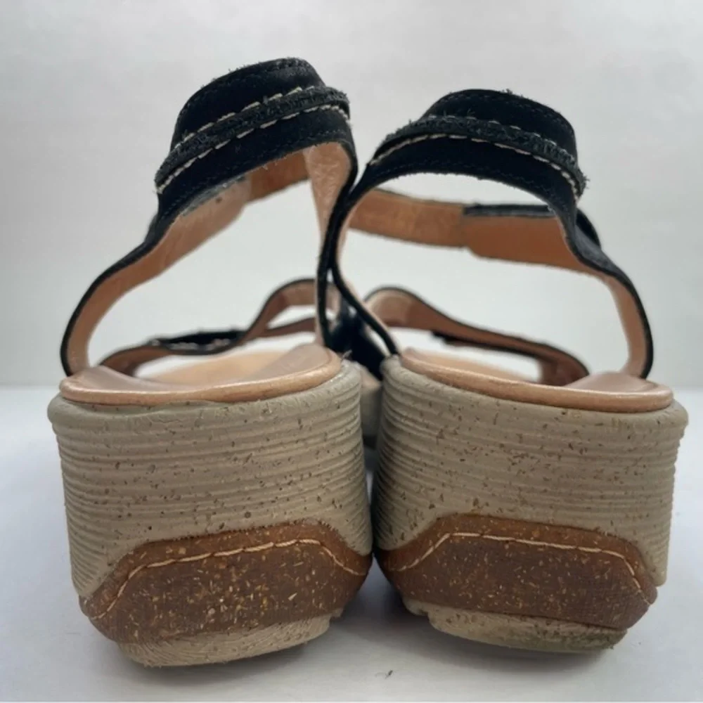 Acorn Black Vista Leather Beaded Wedge‎ Sandals